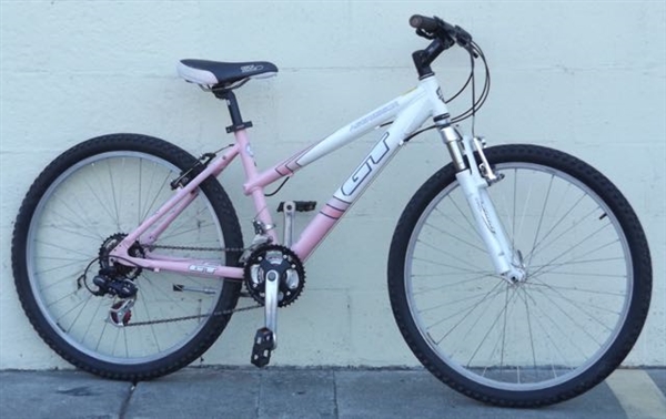 Small GT Aggressor Step-Thru Mountain Commuter Town Bike ~5'1"-5'4"