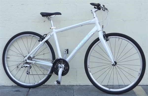 19" TREK FX 7.5 WSD Aluminum Carbon Commuter Hybrid Bike ~5'8"-5'11"