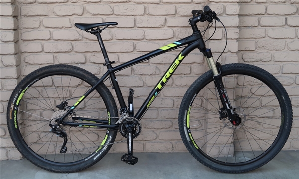 18.5" TREK Xcaliber 9 Aluminum Hardtail Deore XT 29er Mountain Bike ~5'9"-6'0"