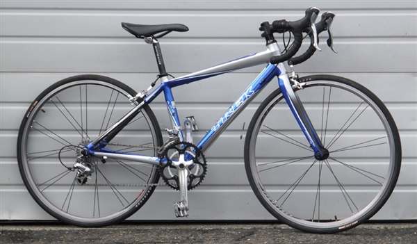 43cm Trek 2.1 Aluminum Carbon Compact 650c Road Bike 4'6"-4'10"
