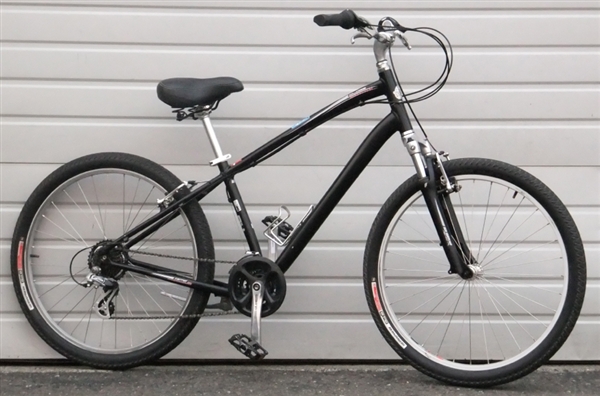 Medium SPECIALIZED Globe Carmel 21 Speed Comfort Commuter Bike ~5'3"-6'6"