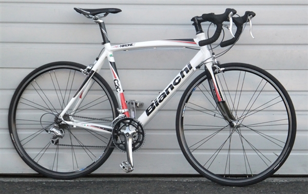 57cm BIANCHI Via Nirone 7 Aluminum 18 Speed Road Bike ~5'8"-5'11"