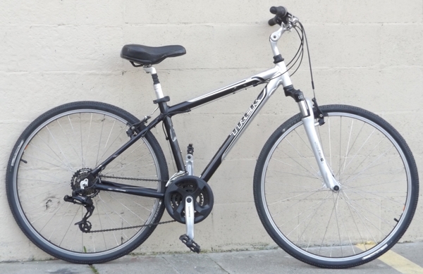 17.5" TREK 7100 Aluminum Suspension Utility Bike ~5'5"-5'8"