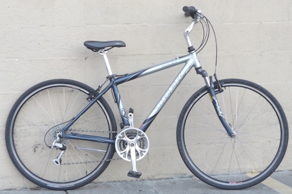 17.5" TREK 7200 Comfort Aluminum Suspension Utility Bike ~5'5"-5'8"