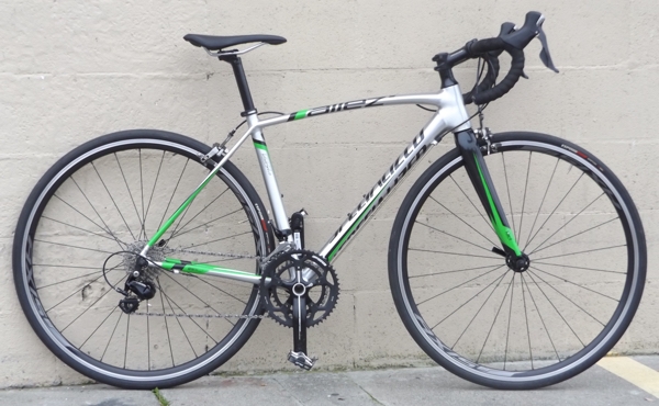 52cm SPECIALIZED Allez Comp 105 Aluminum Carbon 11 Speed Road Bike ~5'4"-5'7"