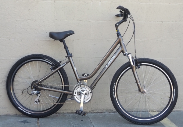 16.5" TREK Shift 3 Aluminum Suspension Comfort Step Thru Utility Bike ~5'4"-5'7"