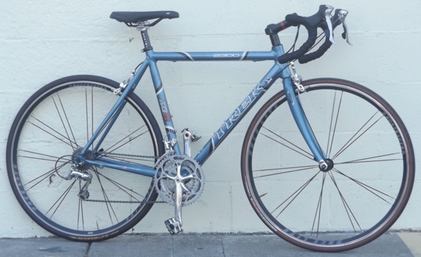 52cm TREK 2300 Aluminum Carbon Ultegra USA Road Bike ~5'5