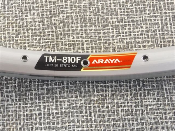 26" x 32h x 24mm Araya TM-810F single wall presta rim Japan