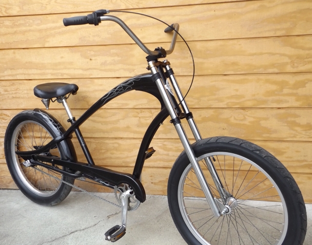 Large ELECTRA Ghostrider 3i Cruiser Chopper Town Bike 5 10