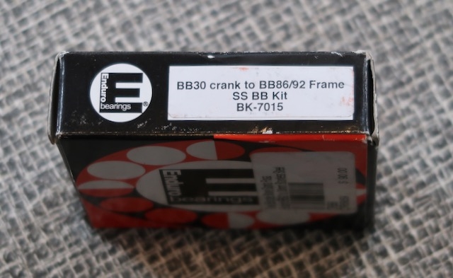 Enduro BB92 to 30mm stainless steel bottom bracket kit BK