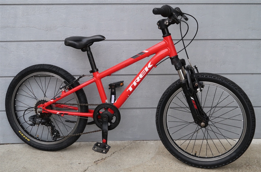 6 speed deals mountain bike