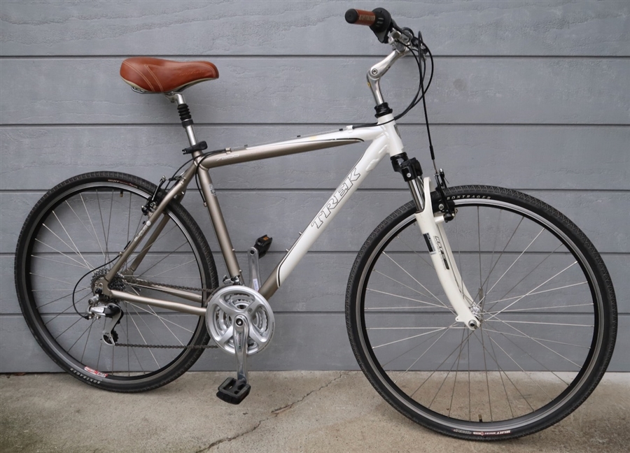 aimi　0319 Trek 7200 Hybrid Bike user reviews : 3.9 out of 5 - 49