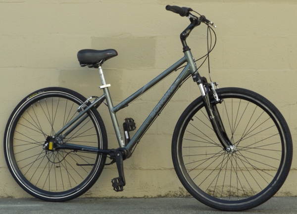 17" SONOMA D-Drive 3 Speed Comfort Commuter Bike ~5'7"-5'10"