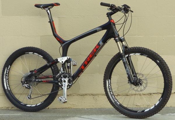 XL TREK Top Fuel 9.8 Carbon Full Suspension Mountain Bike ~6'2"-6'6"