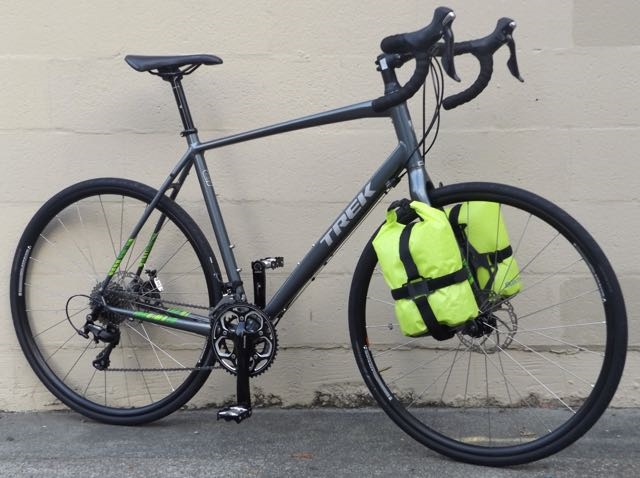 trek touring bike 720