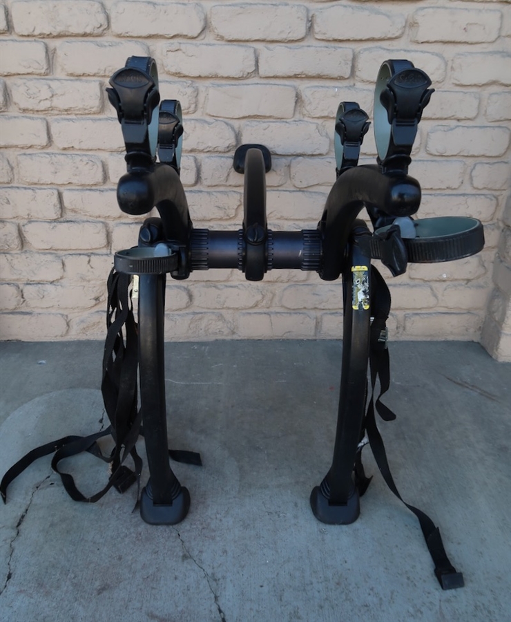 Saris Bones 2 bike trunk rack adjustable