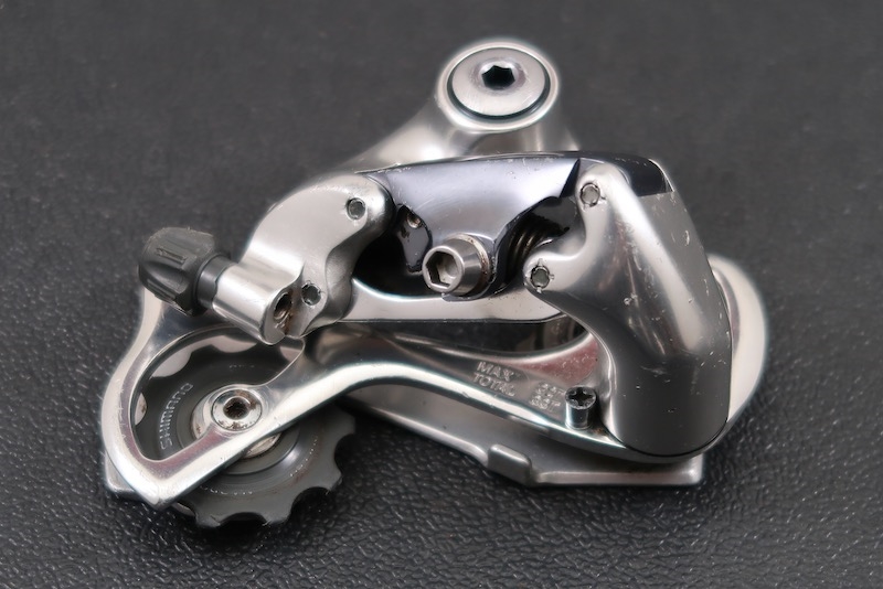 8 Speed Shimano XTR RD-M910 Medium Cage Rear Derailleur