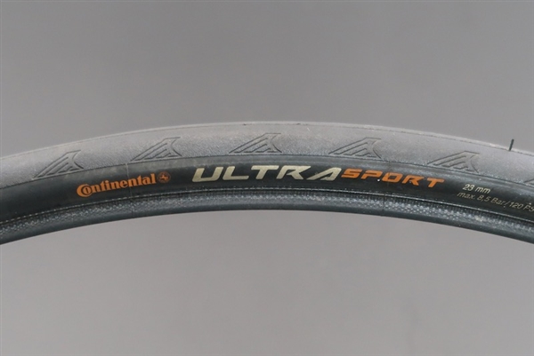 700 x 23c Continental Ultra Sport road tire NEW