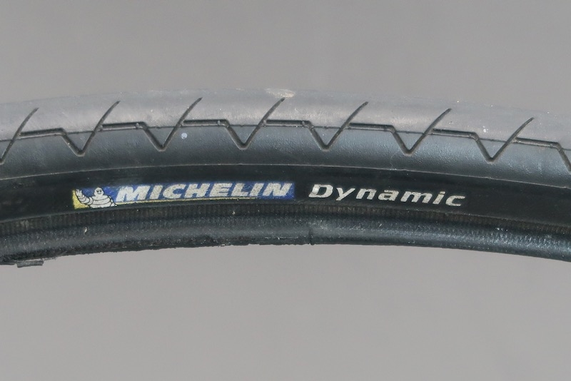 700 x 37c tyres