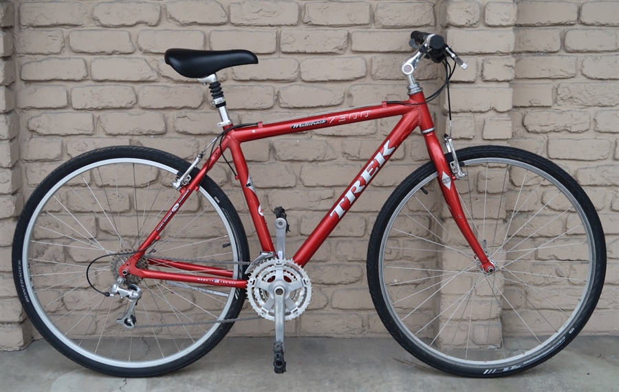 Trek 7300 store hybrid bike