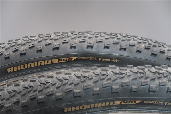 700 x 42c Specialized Rhombus Pro Gripton folding tubeless ready knobby tires pair