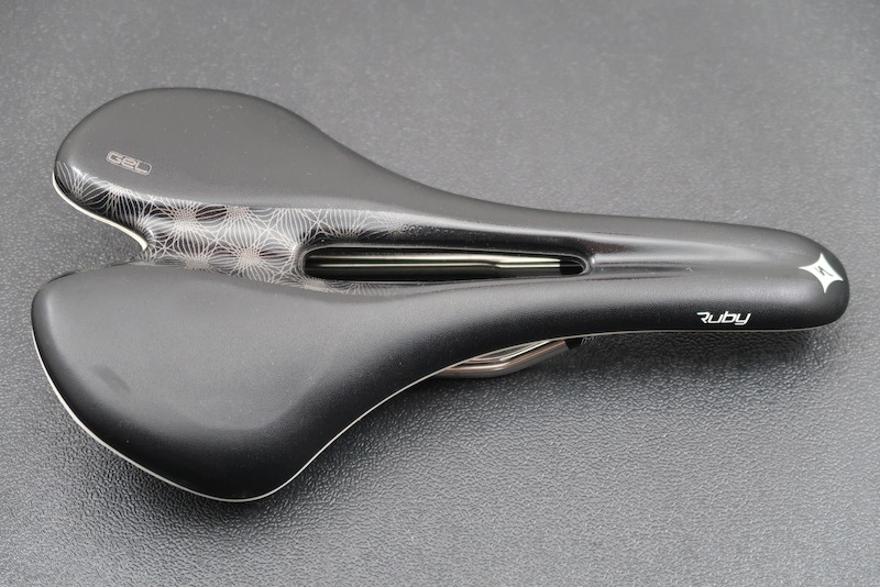 Specialized ruby online expert saddle