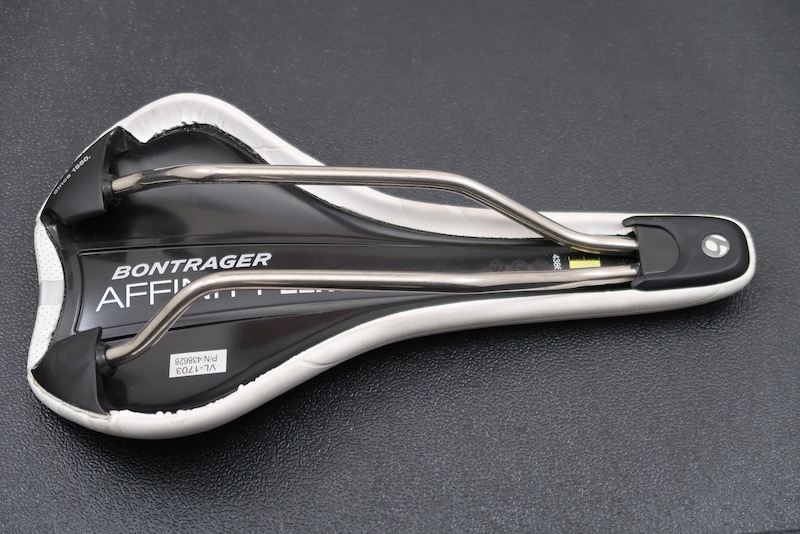 Bontrager Affinity Elite Inform hollow titanium rails saddle 138mm