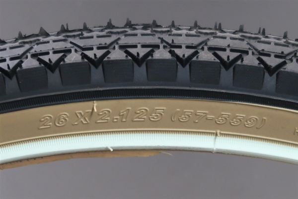26 x 2.125" Hongyang gumwall cruiser tire like-new