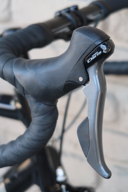 57cm BIANCHI Via Nirone 7 Aluminum Carbon Road Bike ~5'9 57cm BIANCHI Via Nirone 7 Aluminum Carbon Road Bike ~5'9